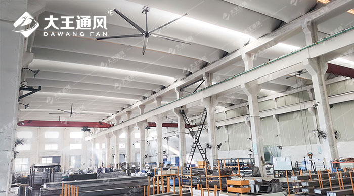 無(wú)錫大型機(jī)加工車(chē)間安裝工業(yè)風(fēng)扇