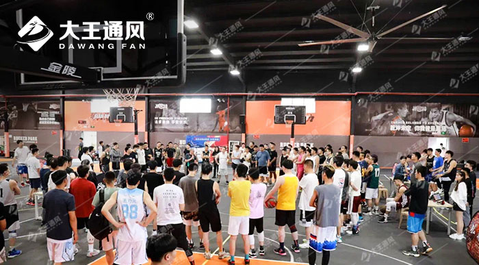 立式工業(yè)大風扇助力夏季提升地攤收益